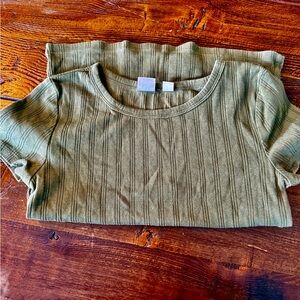 GAP Kids Forest Green Ribbed Tee